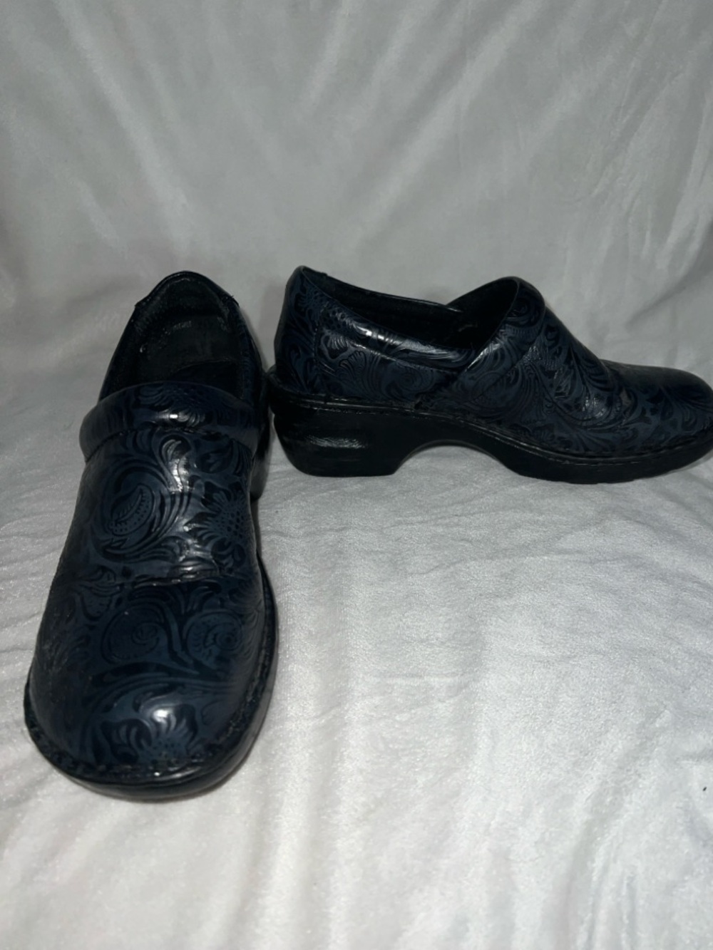 boc Navy Blue Embossed Leather Clogs